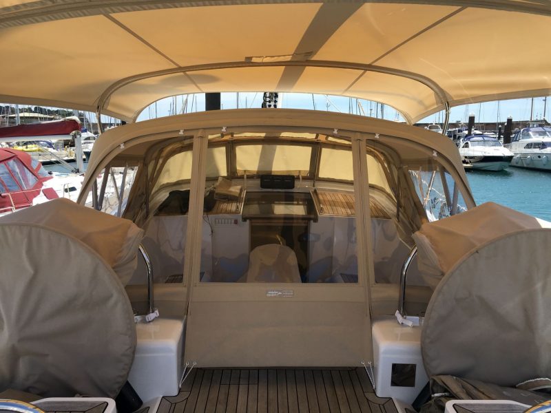 Sprayhood backdrop for Oyster Yachts by Dolphin Sails