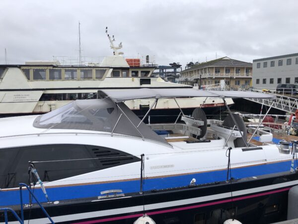 Oyster 885 Standard Bimini - Image 2