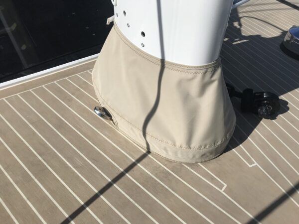 Mast Gaitors by Dolphin Sails
