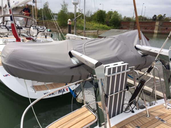 Oyster 495 Rib Cover