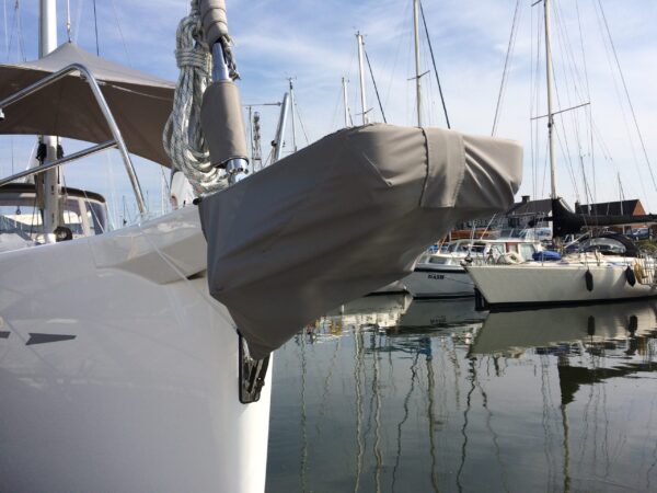 Oyster 495 Bow Anchor Protector - Image 2