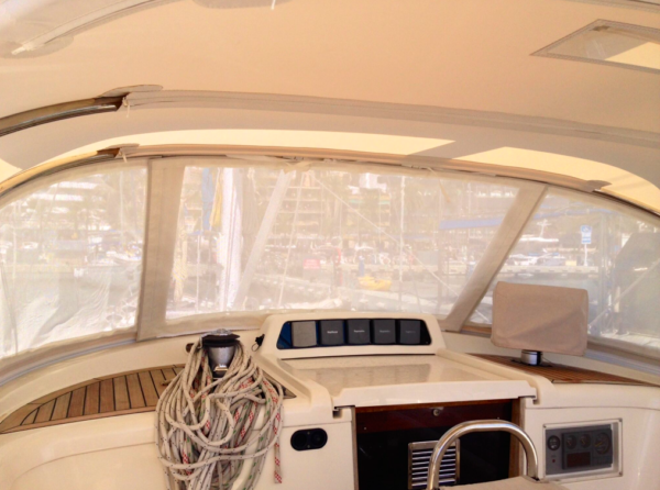 Mesh Screens for Oyster Sprayhood by Dolphin Sails.