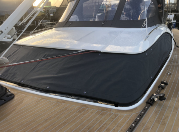 Oyster 495 Windscreen Covers - Image 3