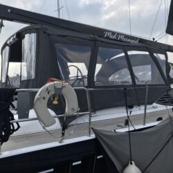 Oyster 495 Enclosures