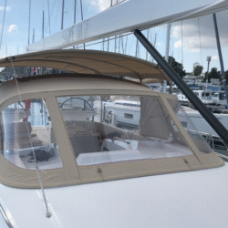 Oyster 595 Standard Sprayhood